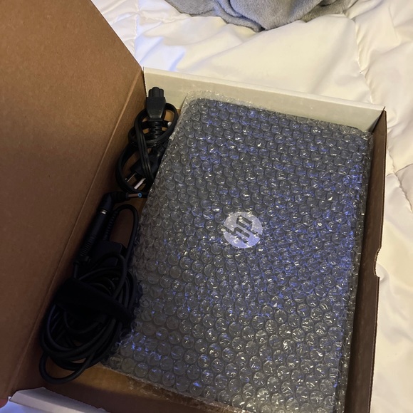 Hp stream 11/School laptop